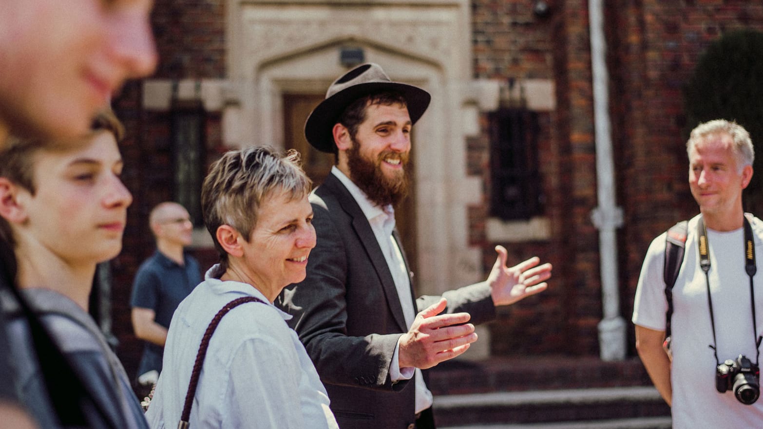 hasidic jewish brooklyn tour