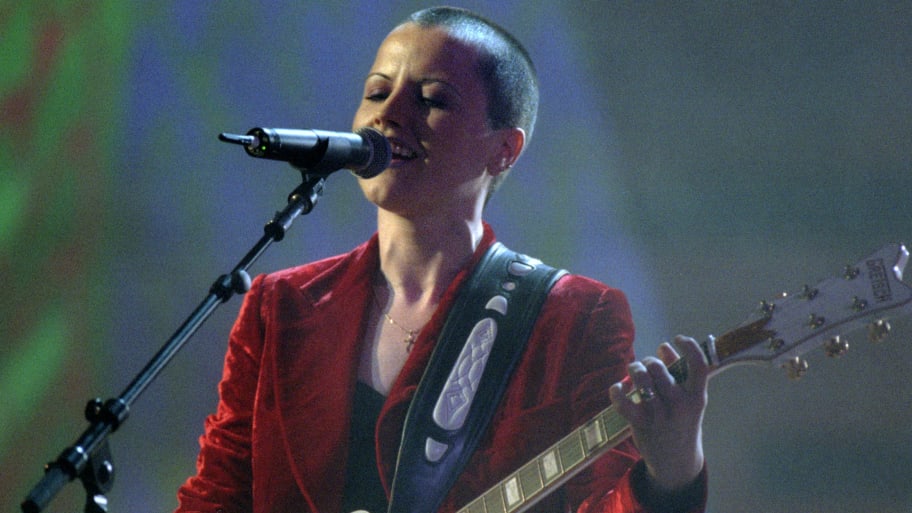 Dolores O’Riordan of the Irish group The Cranberries sings “Zombie” during the MTV Europe Music Awards in Paris, Nov. 23, 1995.