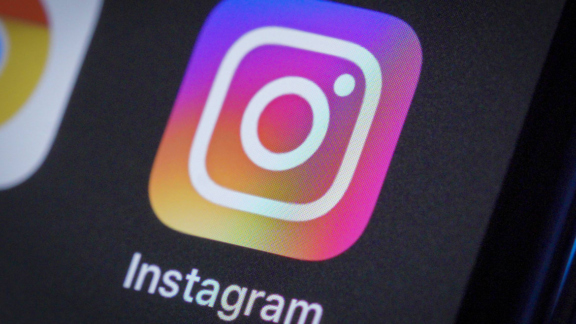 Instagram ‘Nudges’ Will Tell Teens to Stop Scrolling and Sleep