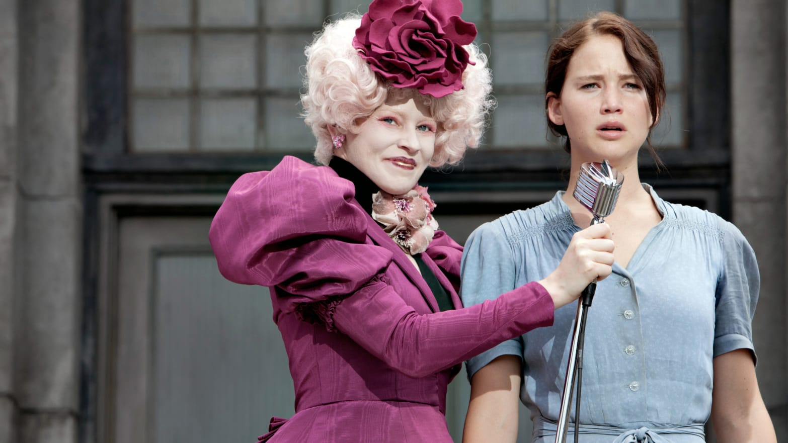 A photo still of Elizabeth Banks and Jennifer Lawrence in The Hunger Games