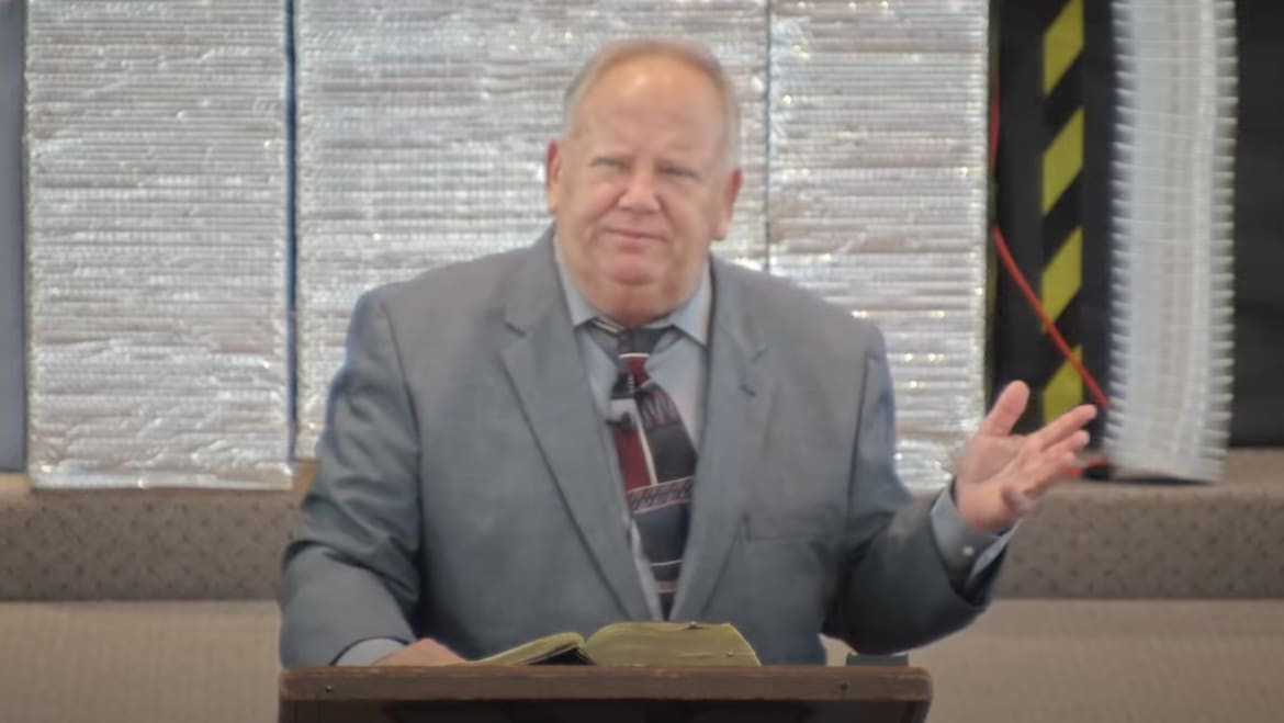 Anna Duggar’s Dad Gives Truly Bonkers (and Racist) Sermon About Slavery