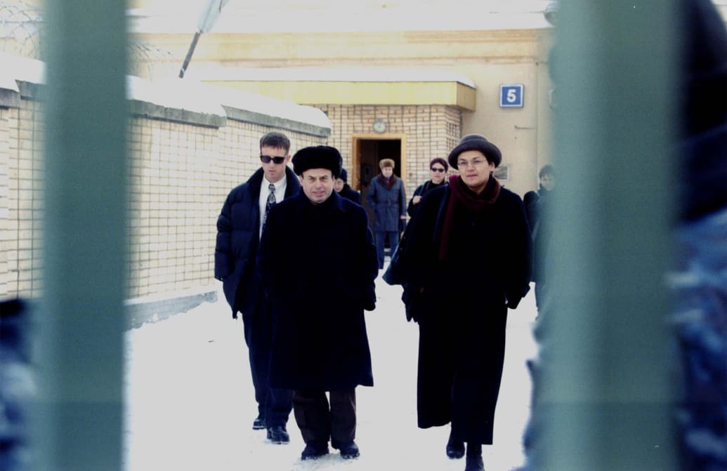 Former Soviet dissident Natan Sharansky walks through the former KGB Lefortovo prison in Moscow in 1997.