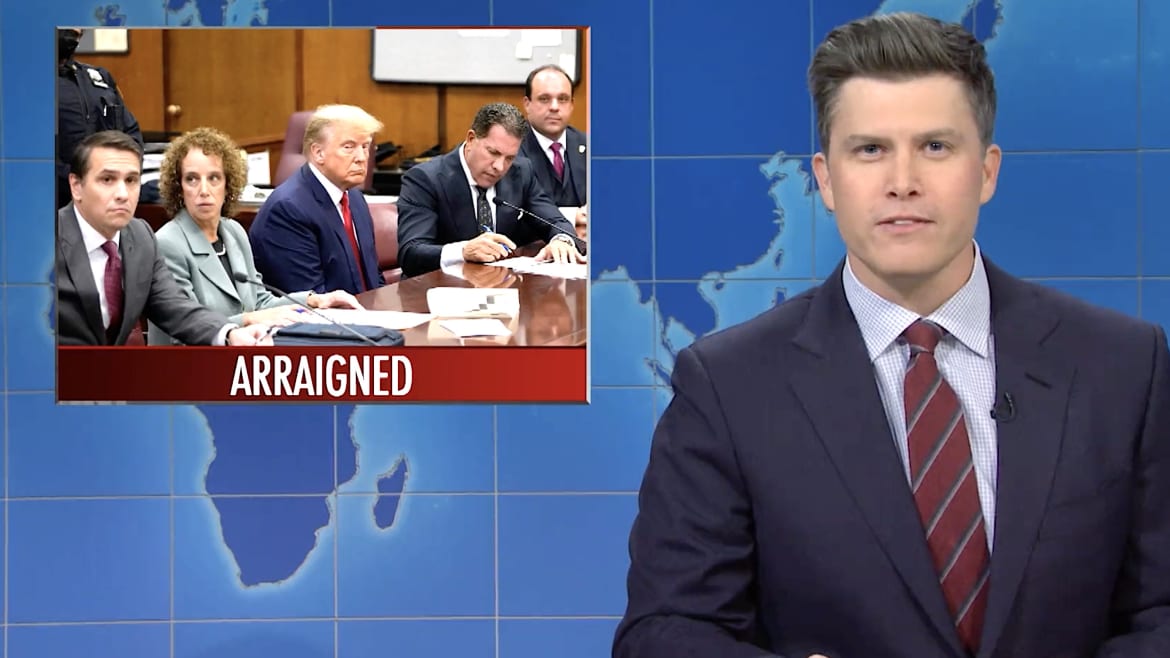 SNL’s Colin Jost Brutally Mocks Trump’s ‘O.J. Amount of Lawyers’ In Court