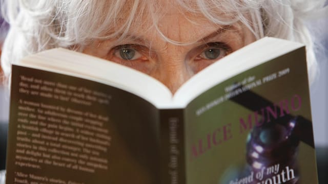 Canadian Author Alice Munro winner of the 2009 Booker International Prize