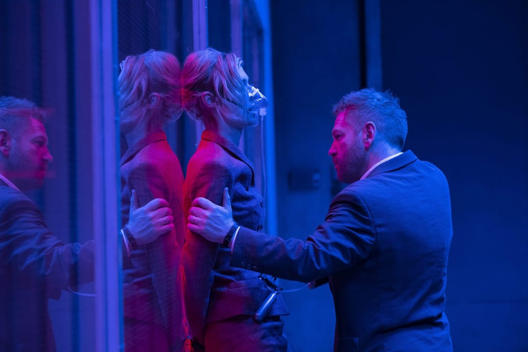 A photo of Kenneth Branagh and Elizabeth Debicki in a scene from Tenet.