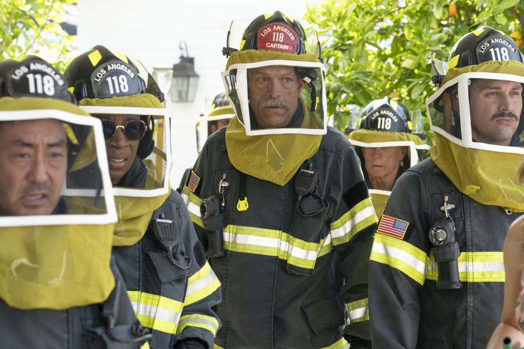 A photo still from 9-1-1