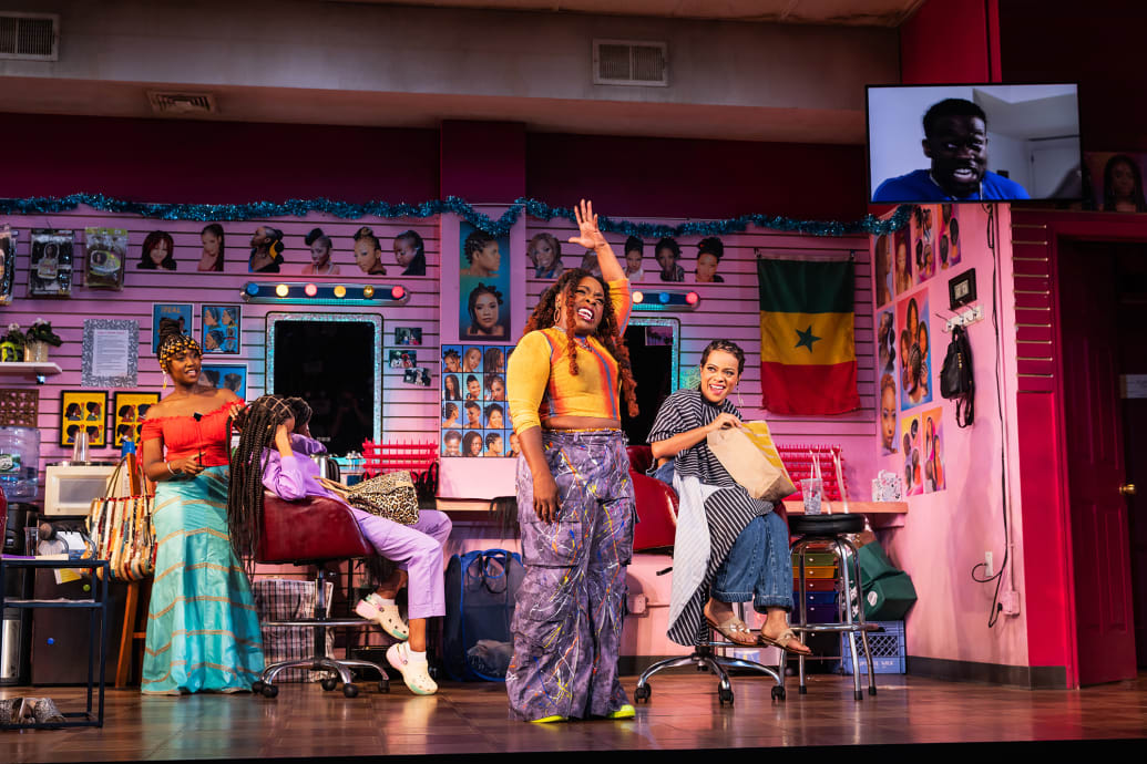 Nana Mensah, Lakisha May, Maechi Aharanwa, and Kalyne Coleman in 'Jaja's African Hair Braiding.'