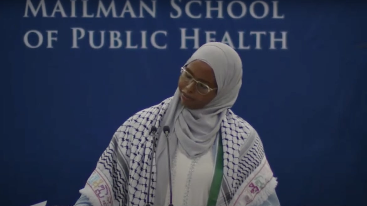 Crowd Erupts After Columbia Grad’s Mic Cuts Off When She Mentions Gaza