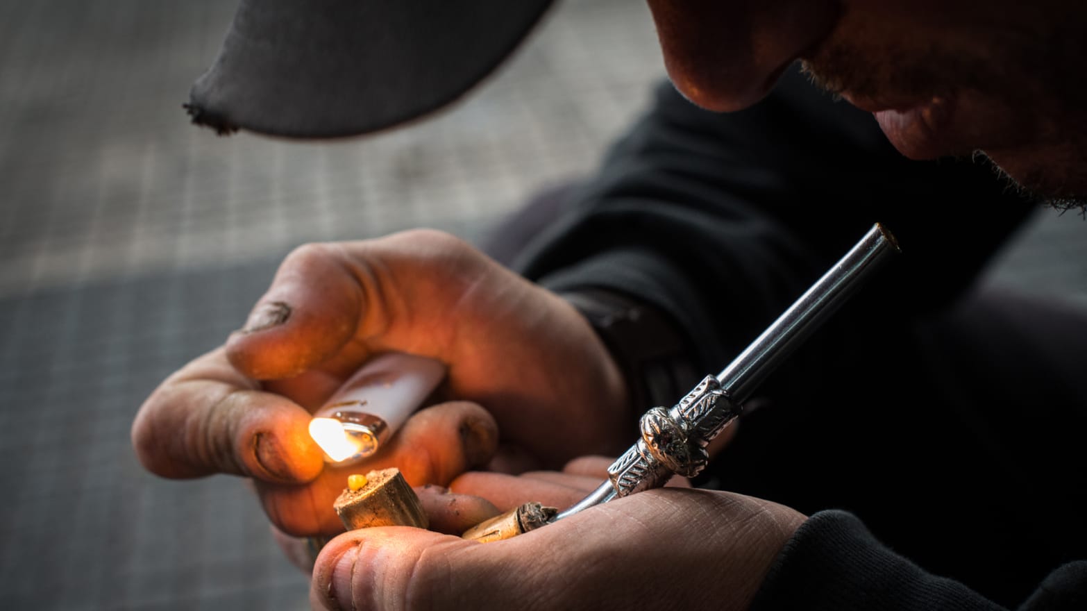 Free Crack Pipe Advocates Plan SF Giveaway Despite City Opposition - CBS  San Francisco