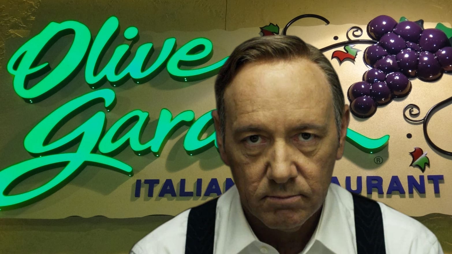 Frank Underwood Will Not Tolerate Insubordination In This Olive Garden