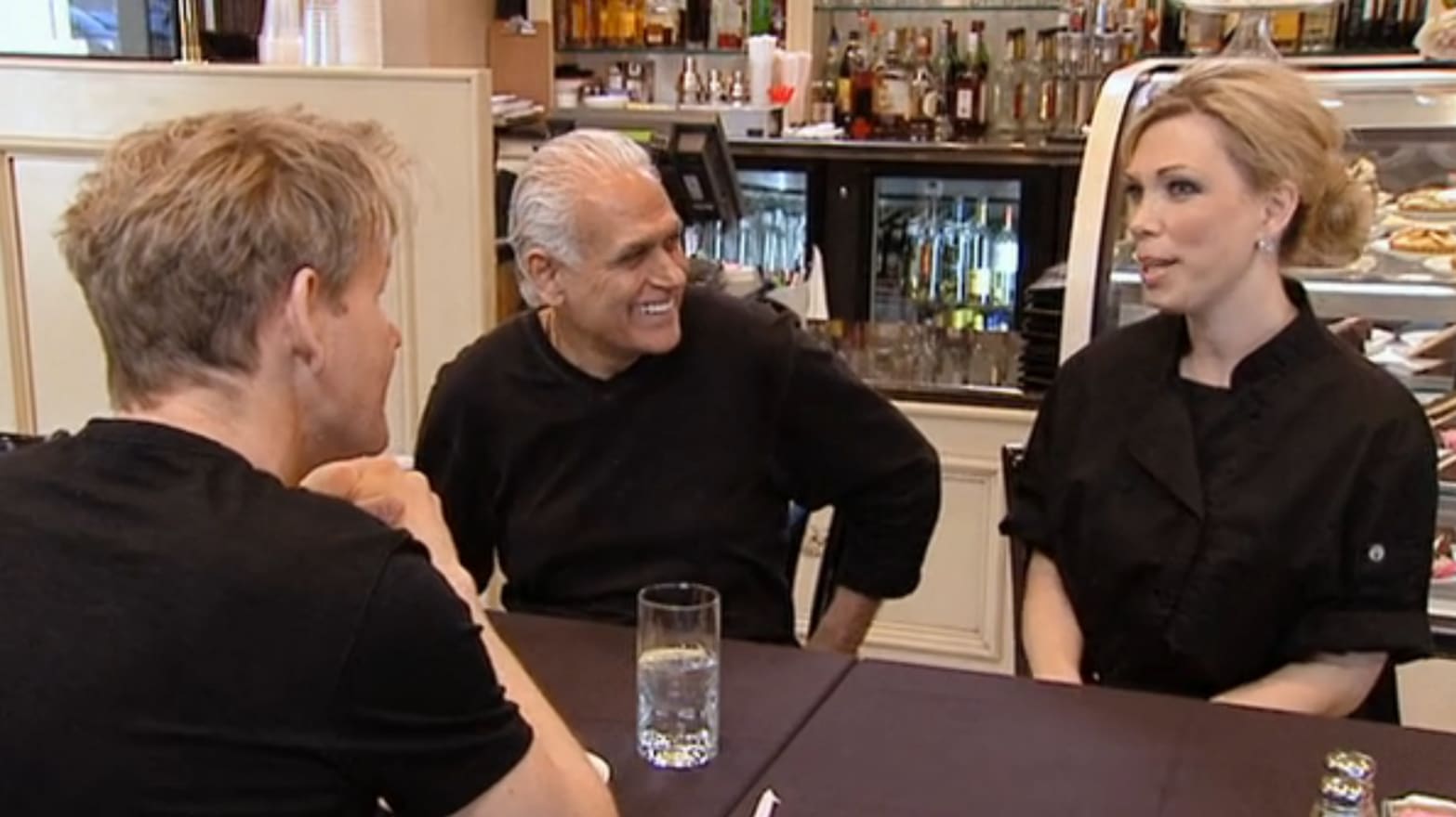 130514 Kitchen Nightmares Couple Tease V47a4p