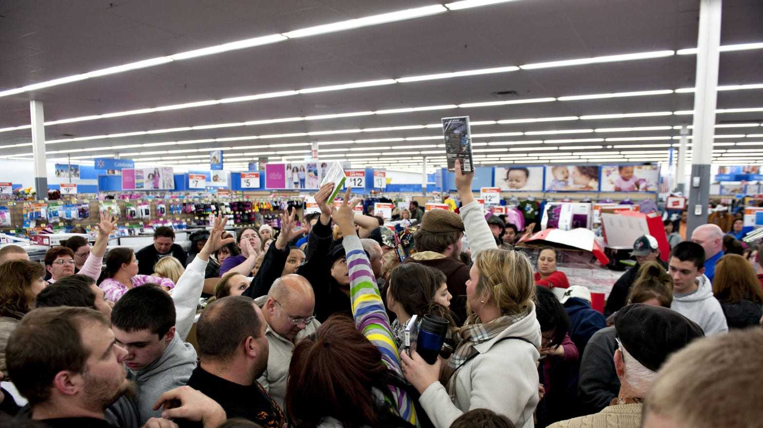 Walmart S Black Friday Crashers Workers Protesting Striking