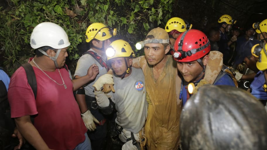 Nicaraguan Miners Rescued from Collapse