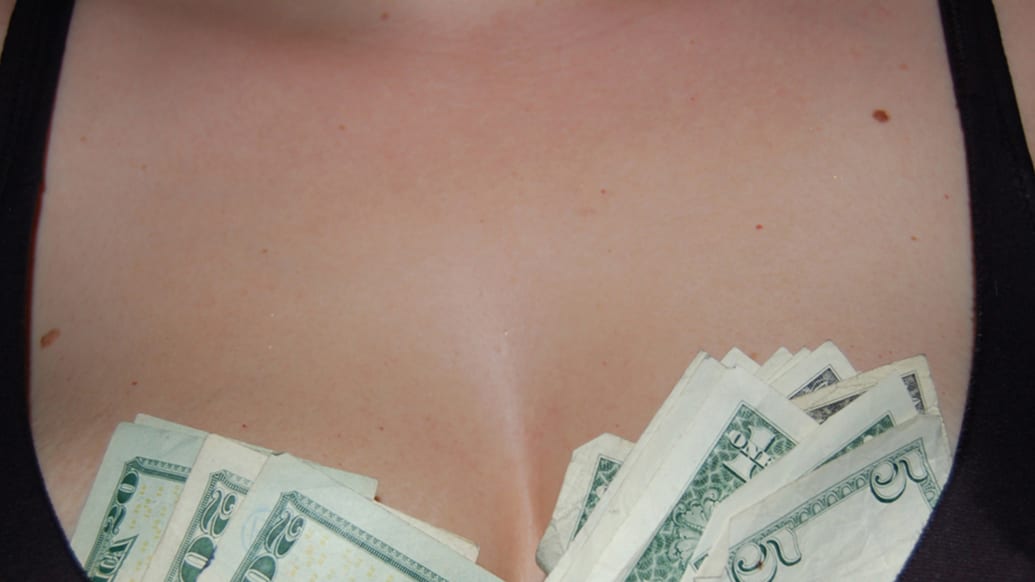 1035px x 582px - The Adult Industry Doesn't Pay! (As Much As You Think)