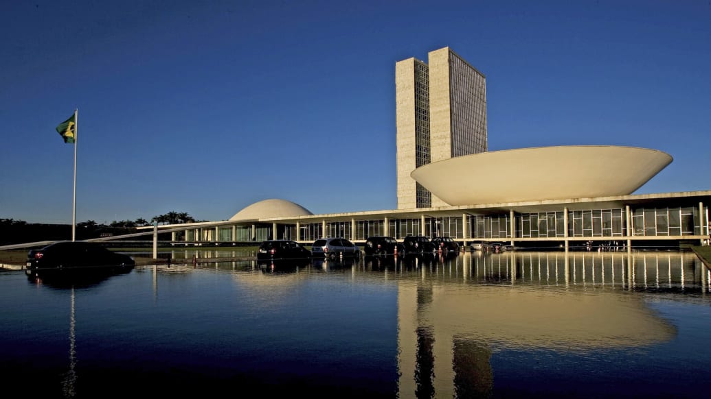 The Life and Work of Brazilian Architect Oscar Niemeyer (PHOTOS)