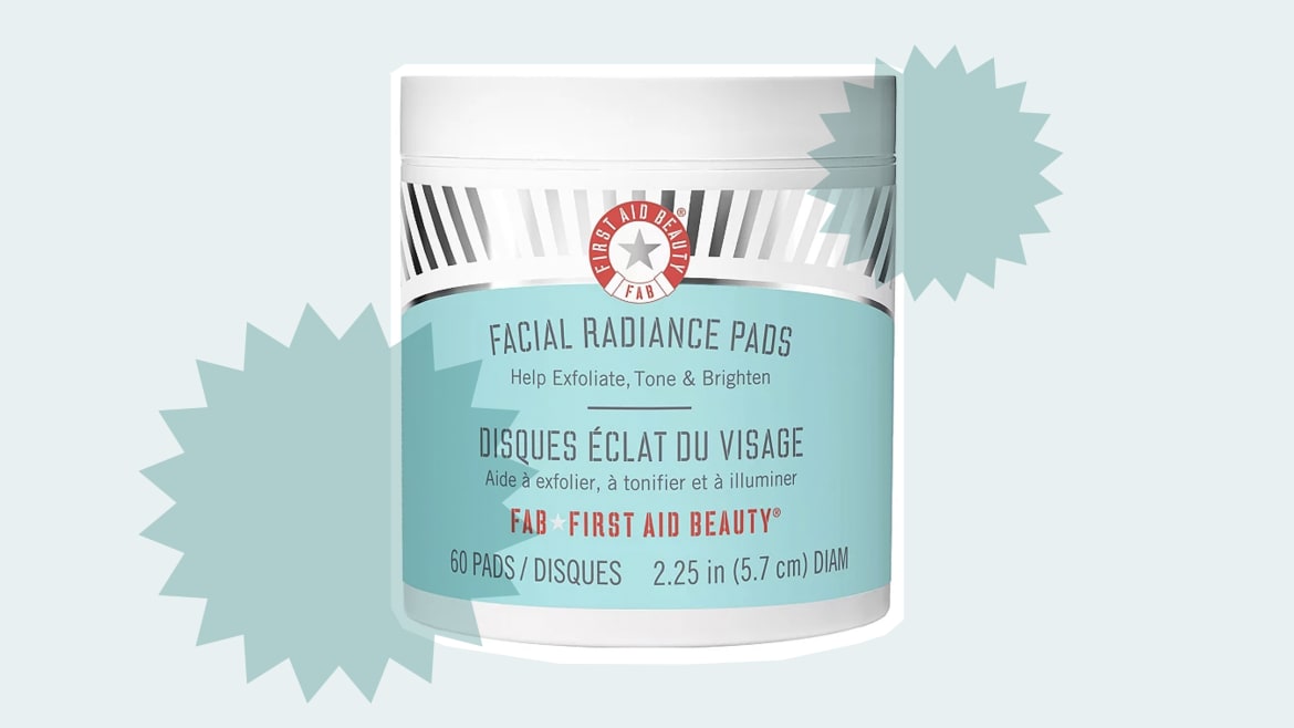The First Aid Beauty Daily Radiance Pads Make Skincare Easy