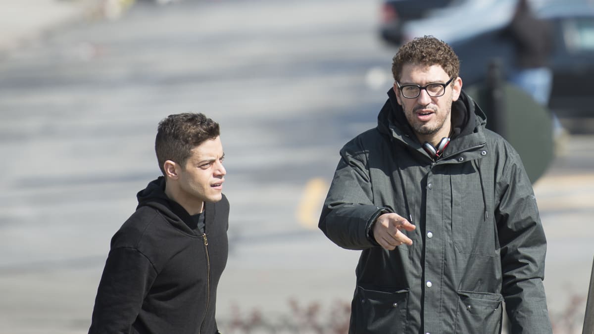 Mr. Robot's second season opens with less command line, more commanding  plot