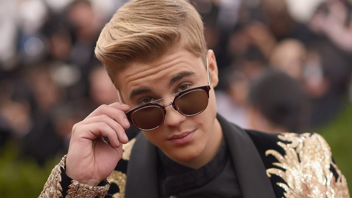Justin Bieber Has a Huge Penis! (But Maybe We Shouldn't Know That.)