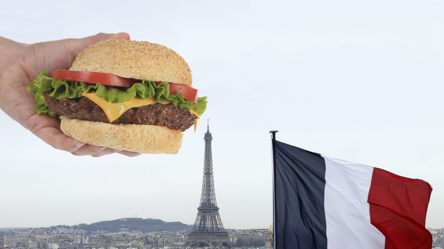 How Paris Became Obsessed With the Hamburger