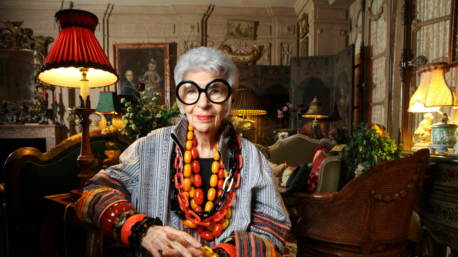 The Fabulous Life of Iris Apfel: A Fashion Icon’s Late-in ... - 1480 x 832 jpeg 218kB