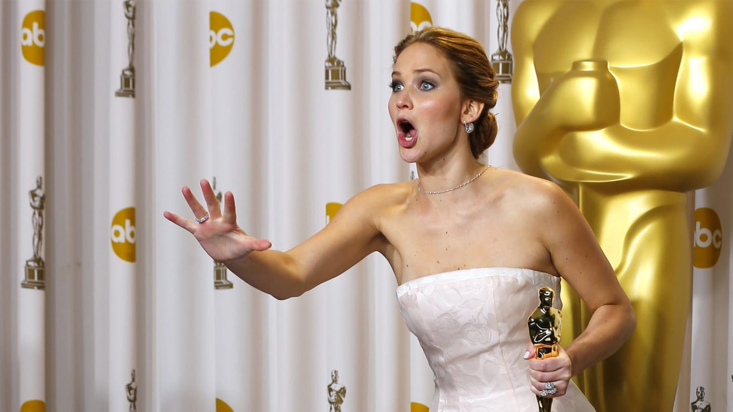 Jennifer Lawrences Furious, Perfect Response to Nude 