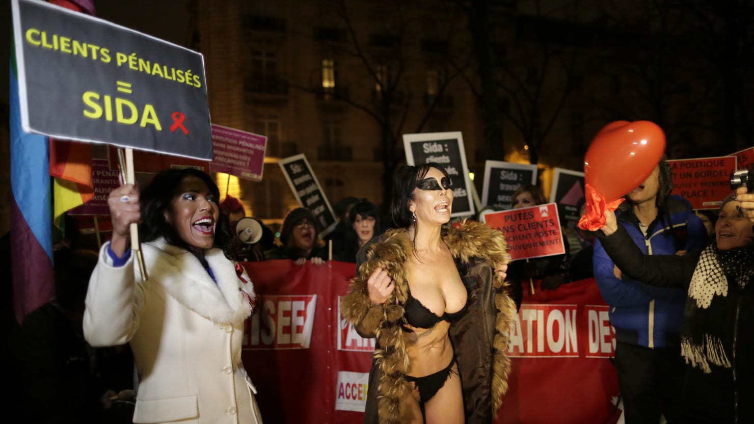 Frances New Prostitution Law Targets Johns Ignites National Debate