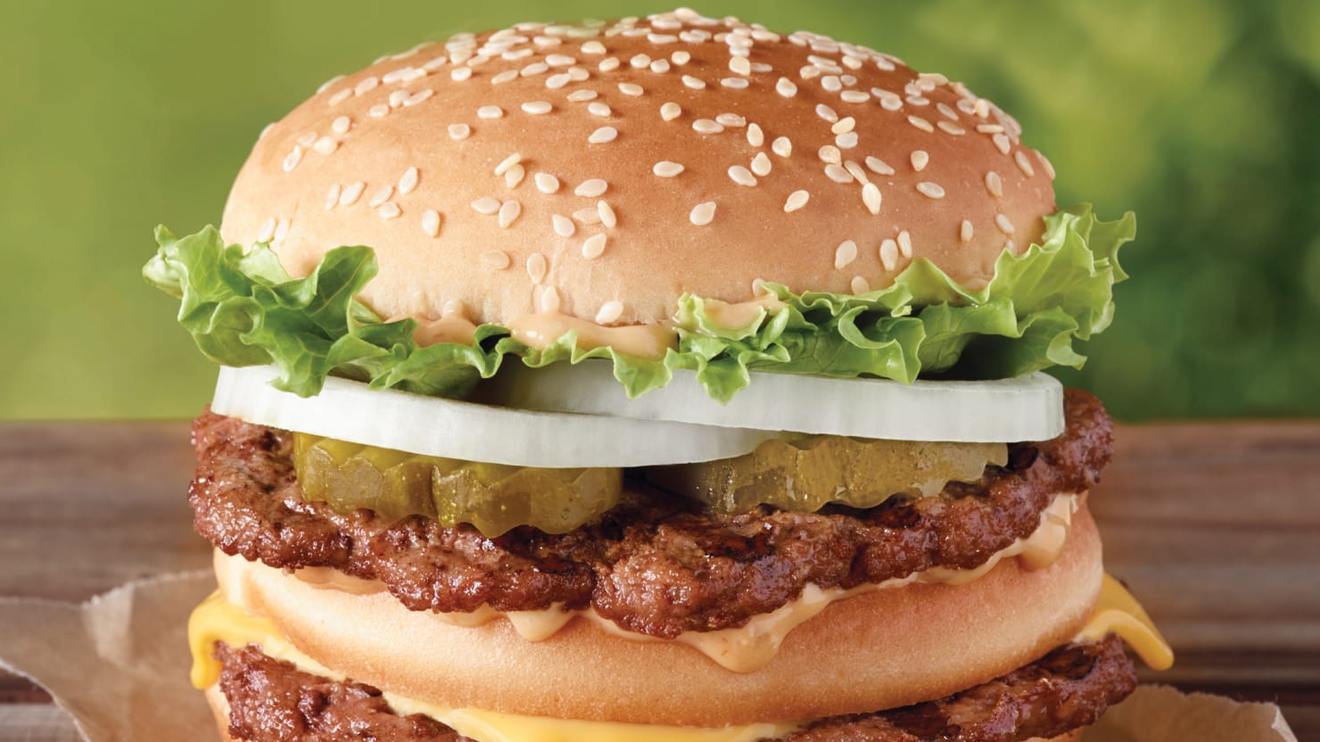 mcdonalds vs burger king nutrition