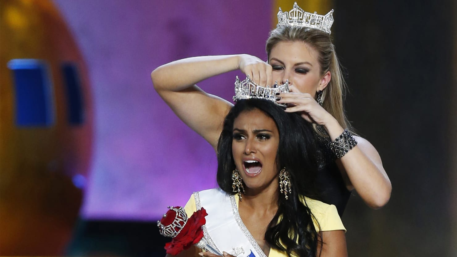 Nina Davuluri Crowned Miss America The First Miss America Of Indian Descent