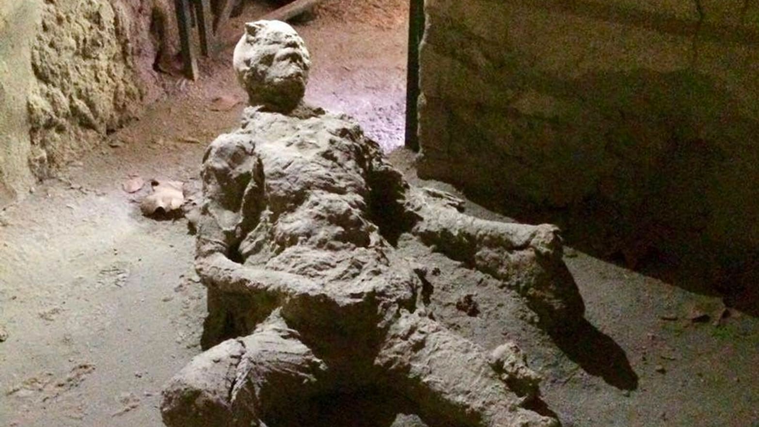 Pompeii masturbator.