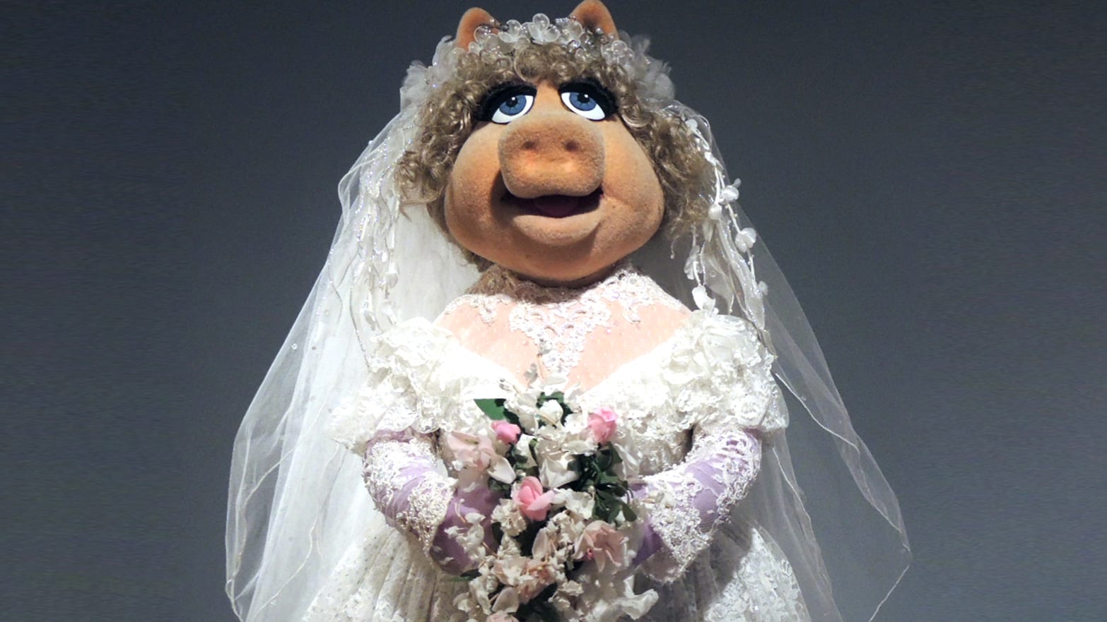 Miss Piggy Puppet Porn - Inside the Secret World of 'The Muppet Show'