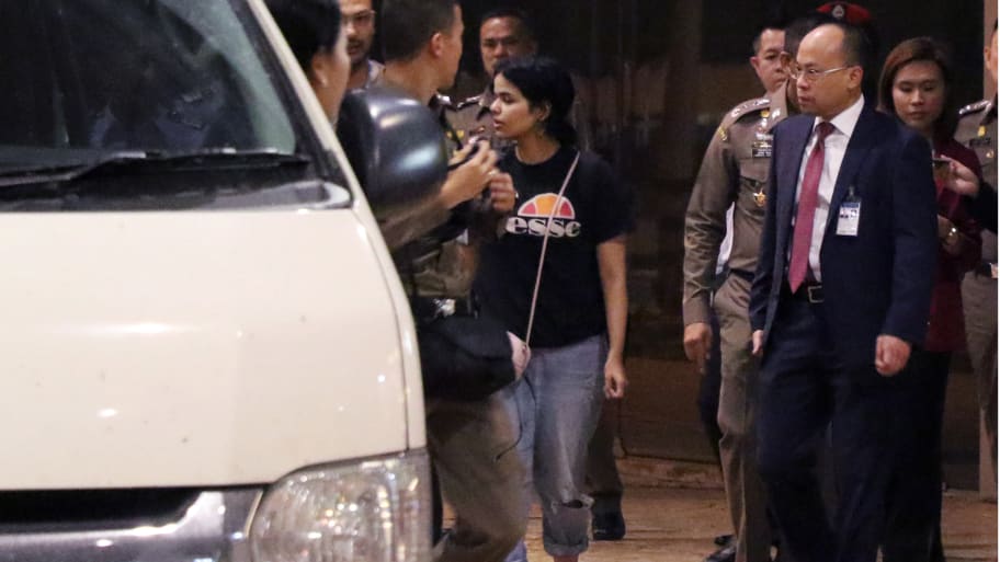 Thai Official: Saudi Teen Leaving for Canada Tonight After Being ...