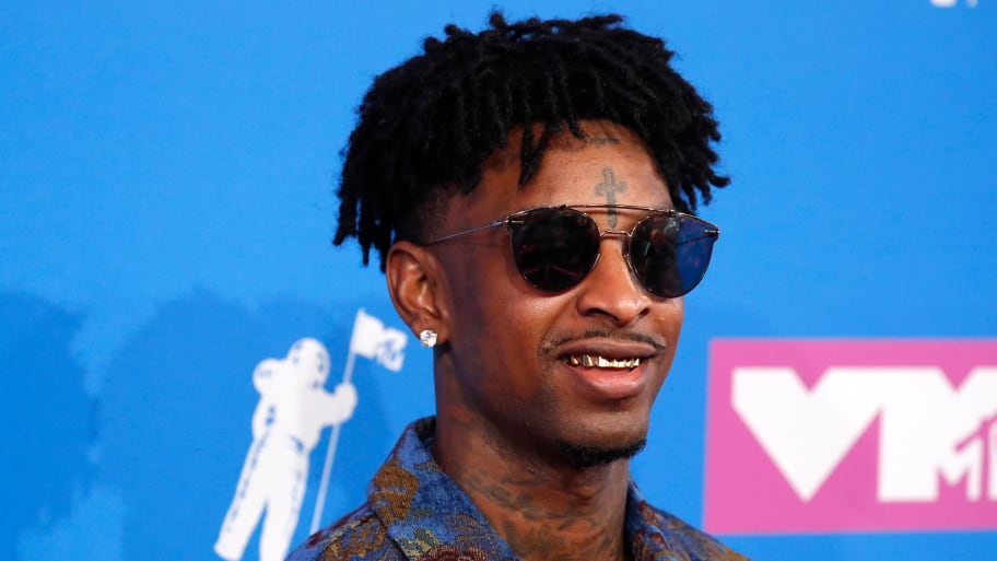 Ice Arrests Rapper 21 Savage Says He S Actually British