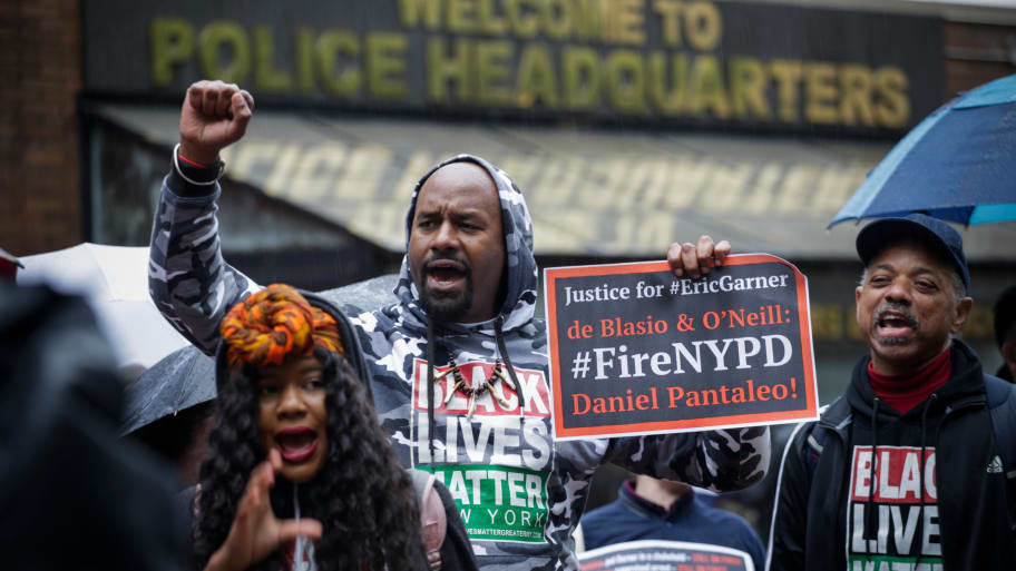 Eric Garner Medical Examiner Says Staten Island Mans Death After Police Chokehold Was A Homicide 