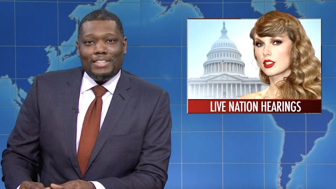 SNL’s Michael Che Gets Groans for Roasting Taylor Swift Fans