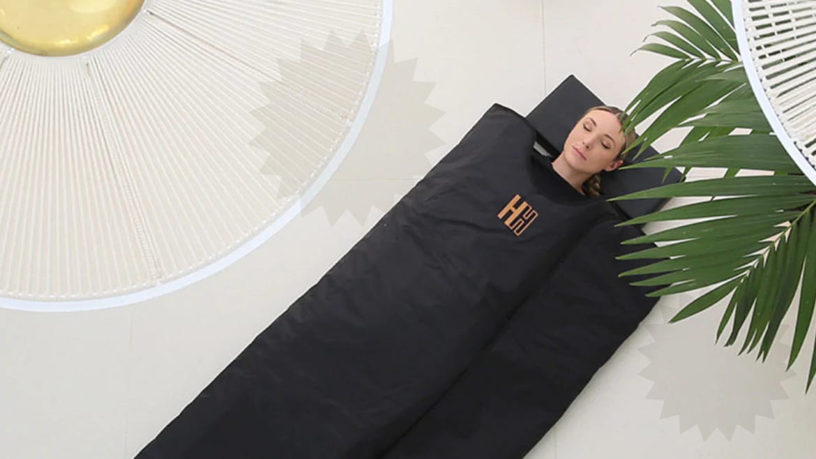 Heat Healer’s Premium Infrared Sauna Blanket Is the Ultimate Self-Care Investment
