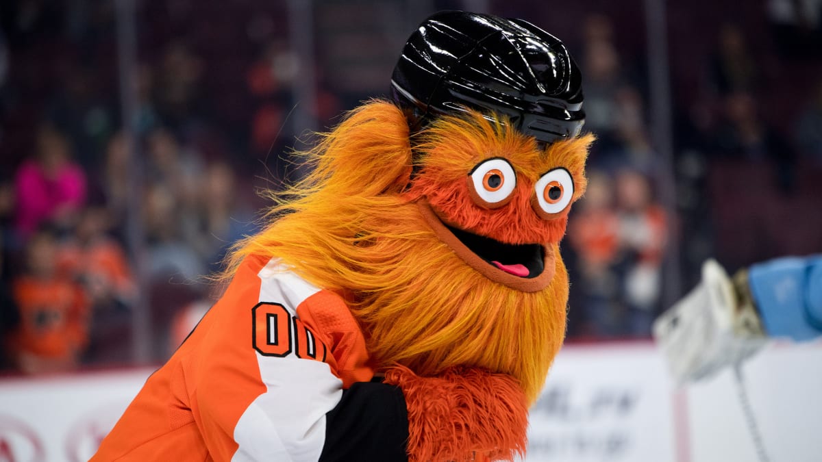 Gritty, Philly's Disturbing New Mascot, Traded Insults with Wally