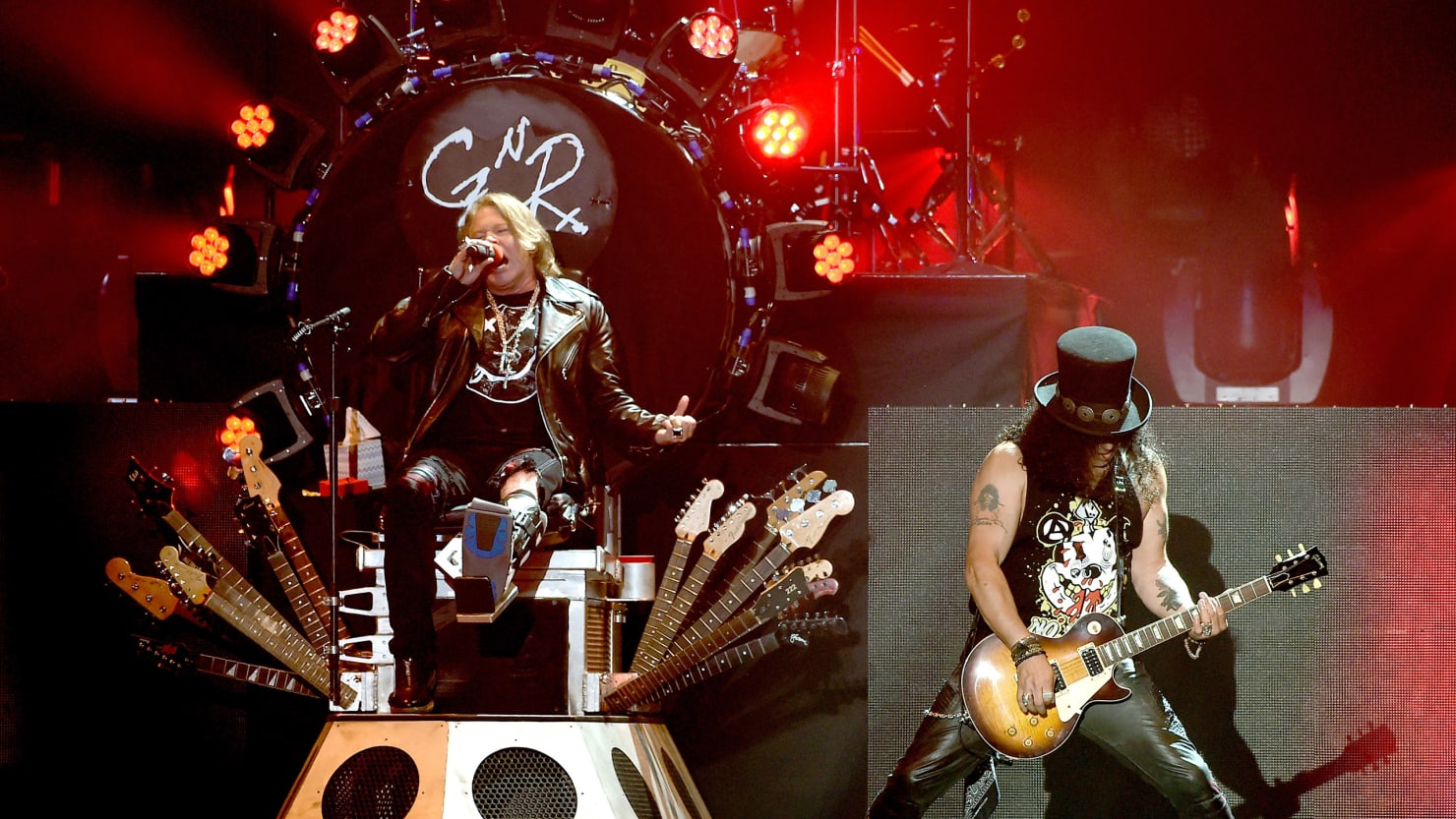 Guns N' Roses (Yes, Slash, Too) May Reunite at Coachella 2016 and Tour