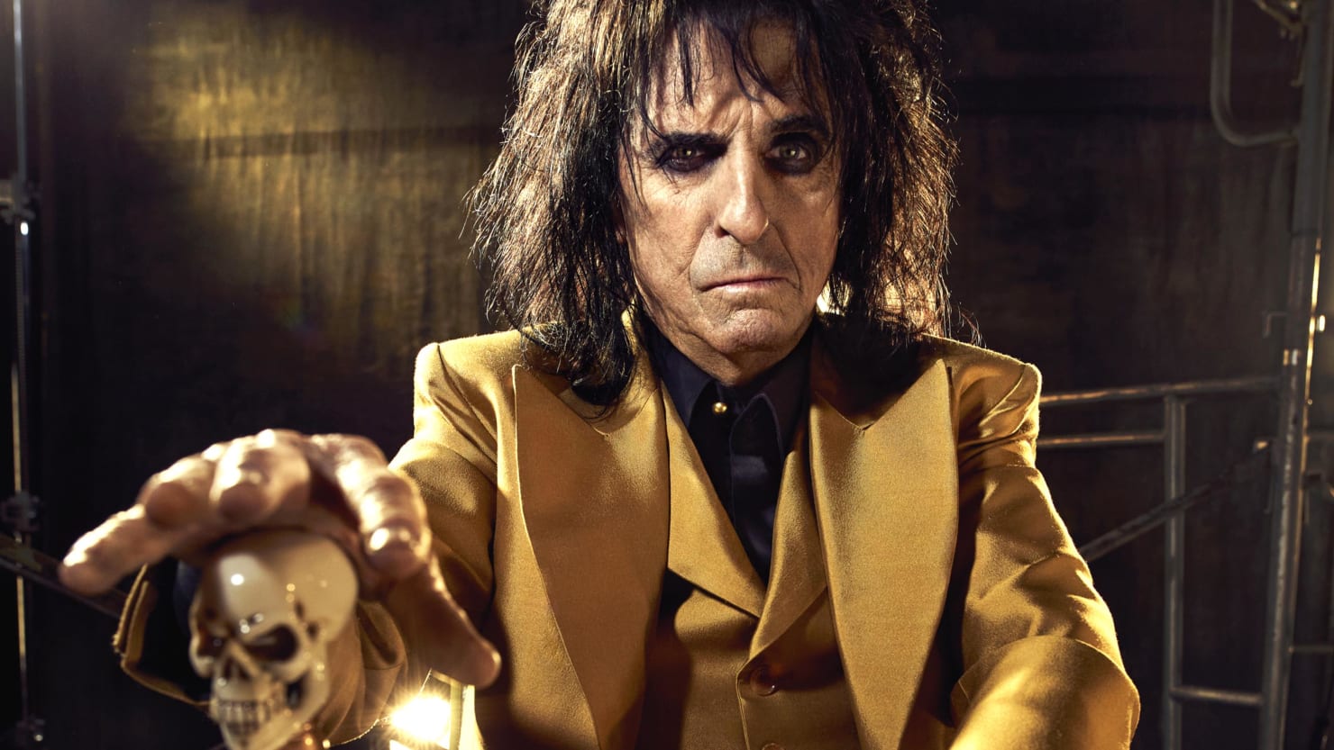 Alice Cooper Escaped Death—Twice—So That He Could Sing to Jesus