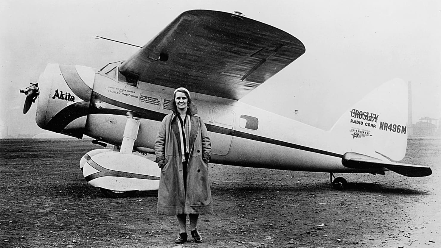 The Daredevil Fly Girl Who Challenged Amelia Earhart