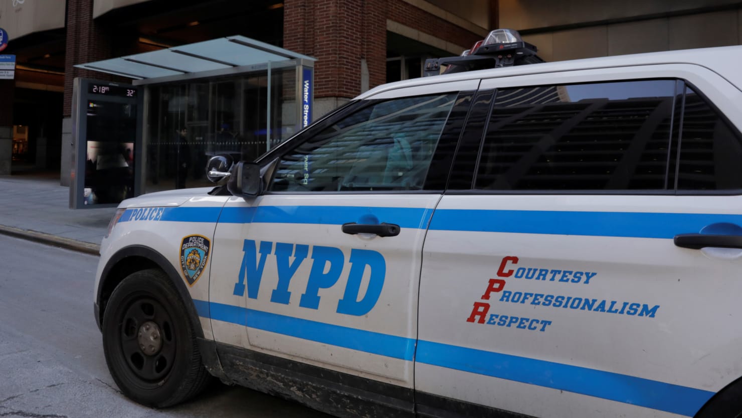 Report NYPD Cop Accidentally Recorded Oral Sex With Her Sergeant on Body