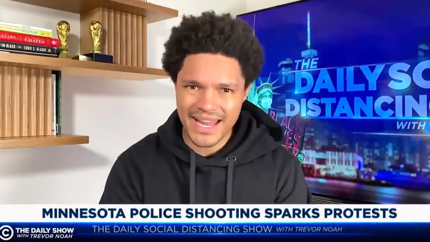 Trevor Noah from ‘Daily Show’ raves about the murder of Daunte Wright by the police