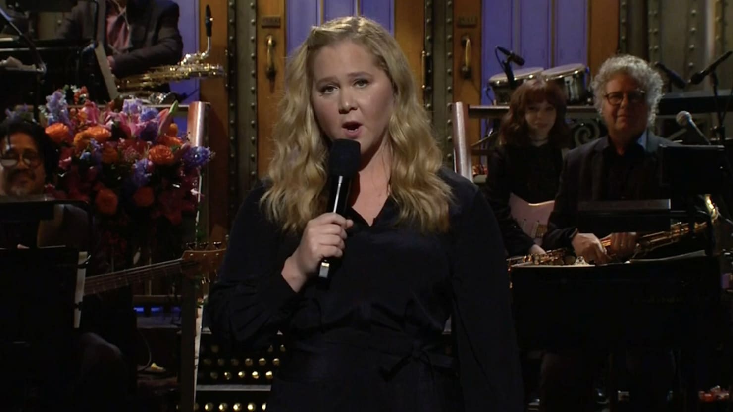Amy Schumer Calls Out ‘Nazi’ Kanye West in ‘SNL’ Monologue – The Daily Beast