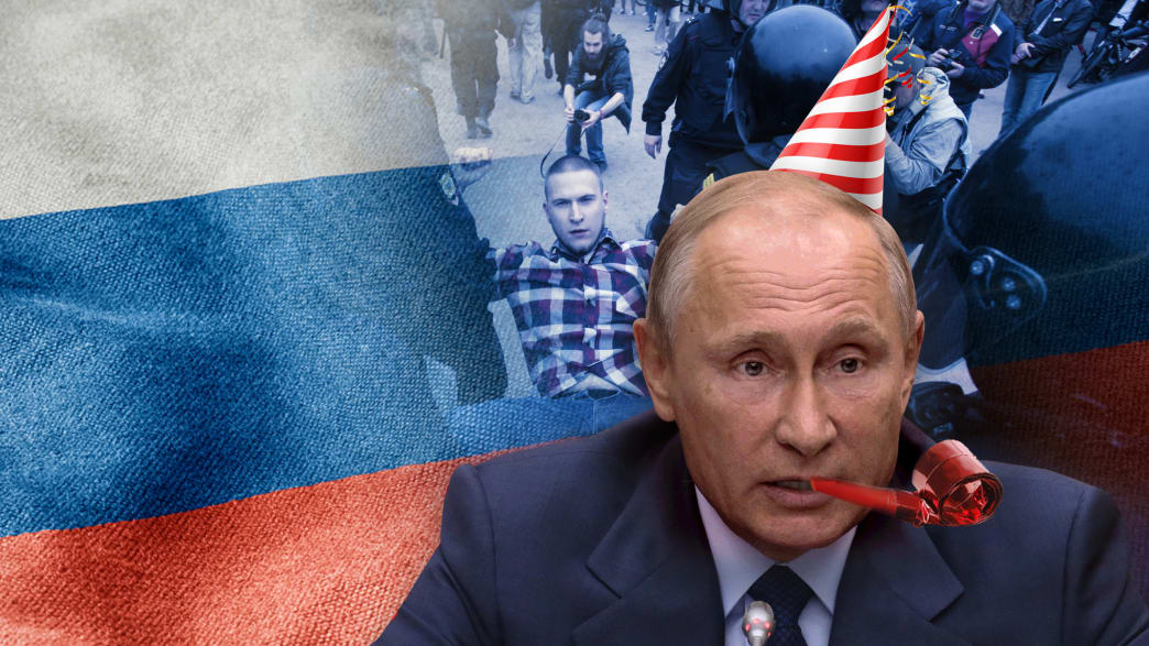 For Putin’s 65th Birthday, a Crackdown on His Opponents