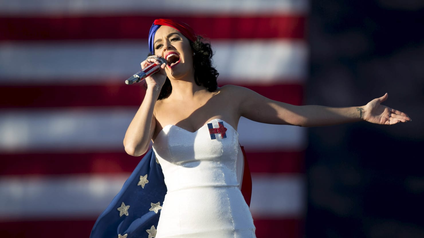 1480px x 832px - Who Crowned Katy Perry Queen of the Resistance?