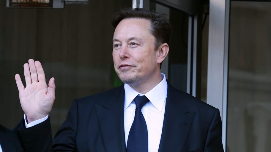 Elon Musk leaves the Phillip Burton Federal Building on Jan. 24, 2023, in San Francisco, California.
