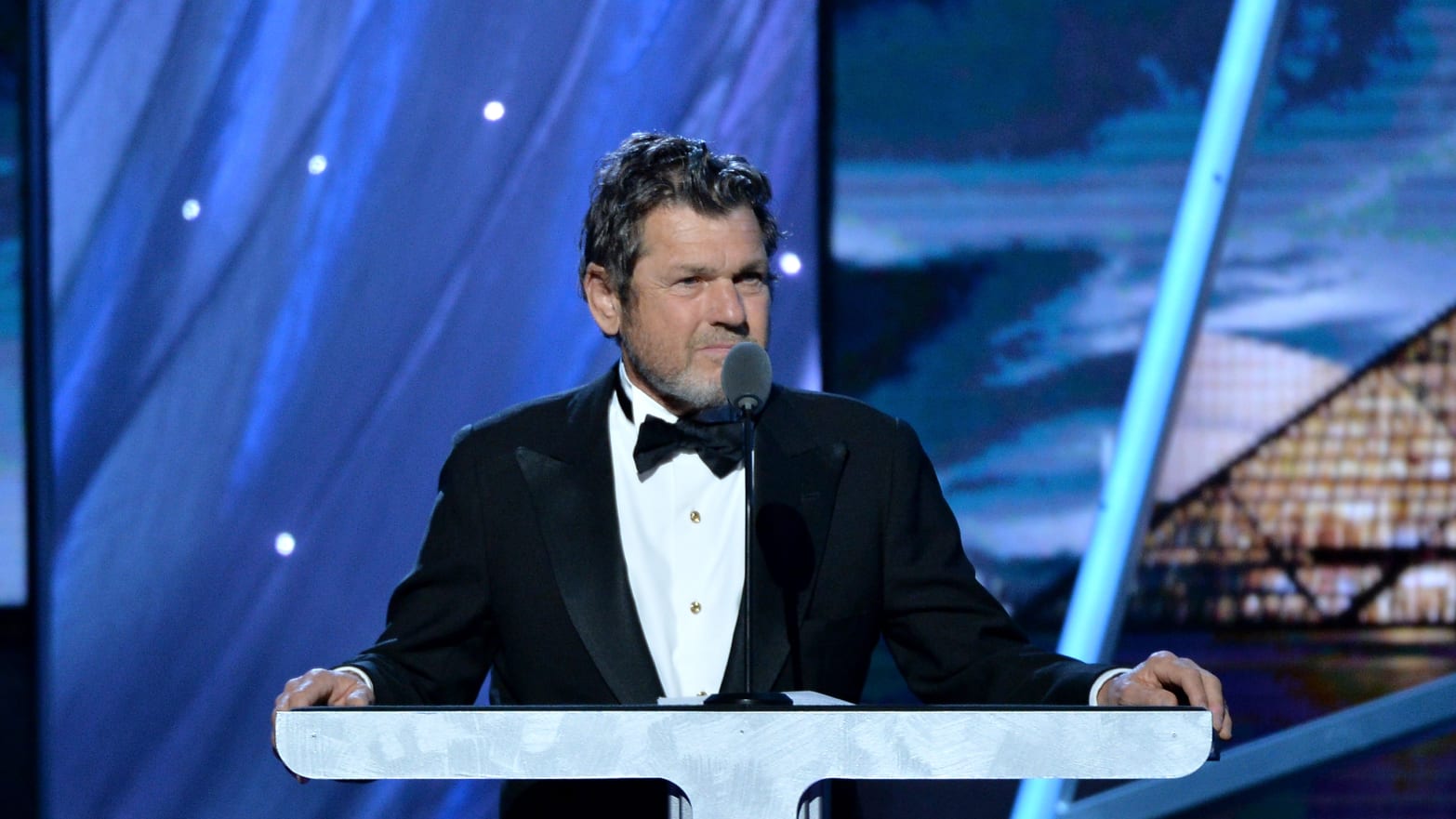 Rolling Stone Throws Its Founder Jann Wenner Under the Bus