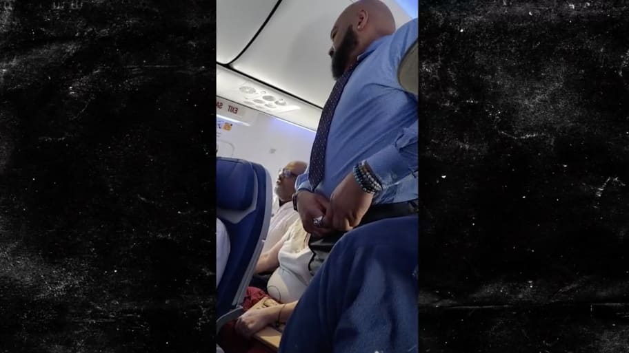 Man throws temper tantrum on Southwest Airlines flight.