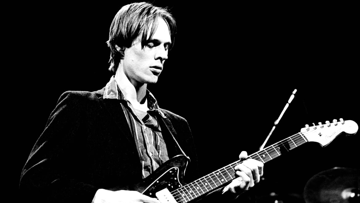 Tom Verlaine, Founder of Punk Group Television, Dead at 73