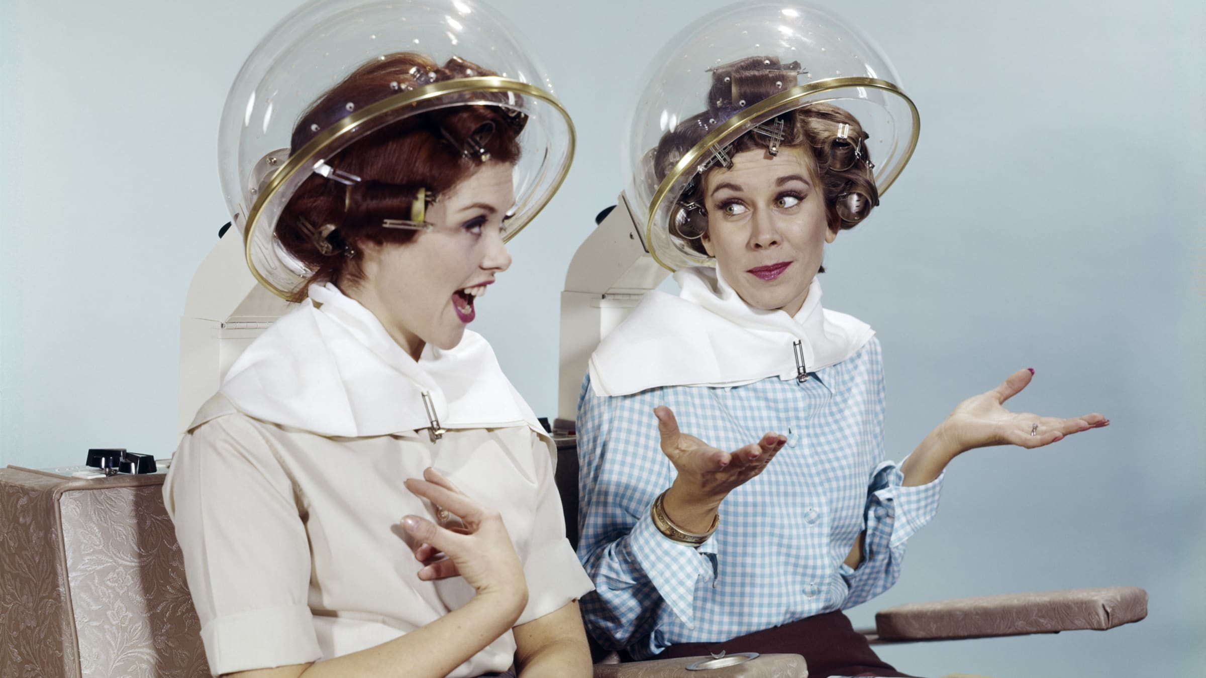 Total Silence or Gossip Central: How Close Should You Be With Your  Hairstylist?