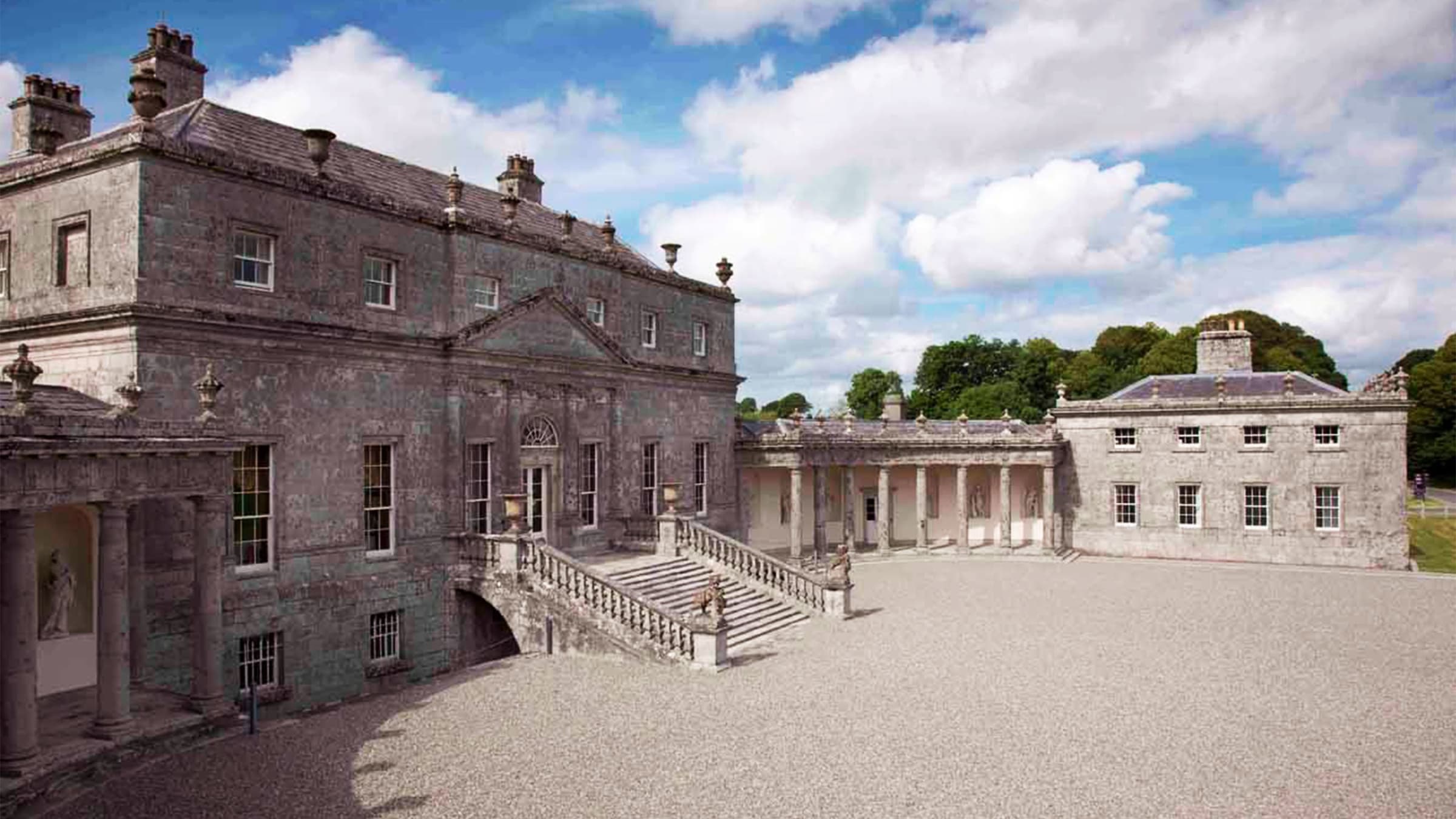 Why Art Thieves Love This Beautiful Irish Mansion